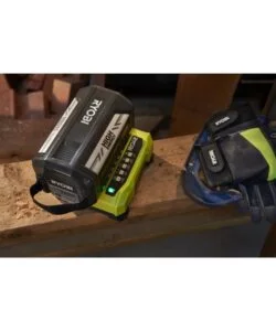 KIT CARICABATTERIE SINGOLO RAPIDO E BATTERIA DI RICAMBIO RYOBI "RY36BC60A-140" 36V 4AH